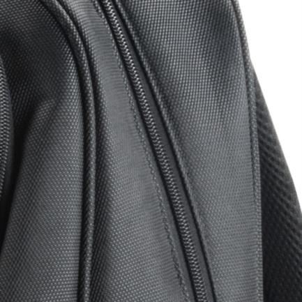 Mochila Klip Xtreme KNB-575 para Laptop de 15.6" Capacidad hasta 10kg Color Negro