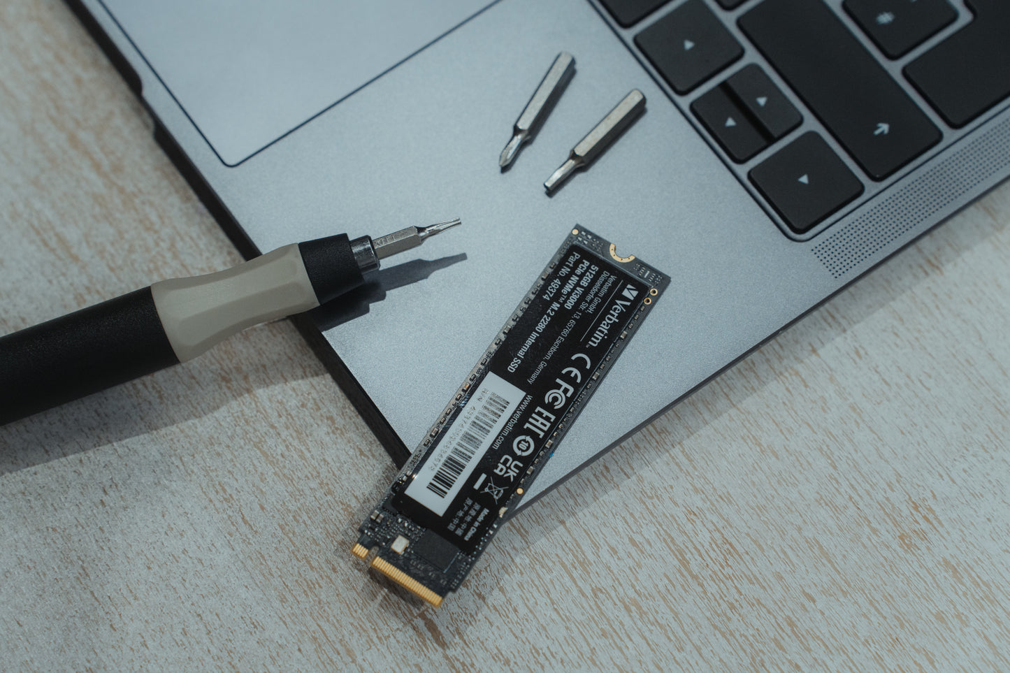 Unidad de Estado Solido SSD VERBATIM Vi3000 PCIe NVMe M.2 2280 de 516GB Lect 3100/2100 MB/sUnidad de Estado Solido SSD V